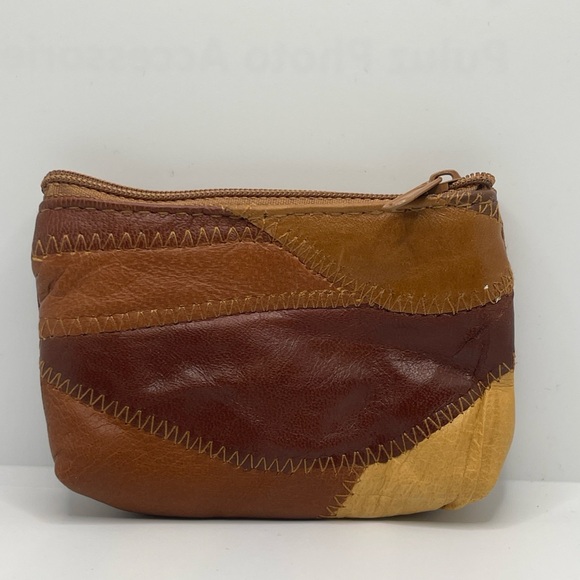 Other - Vintage Unisex eel skin coin purse key holder